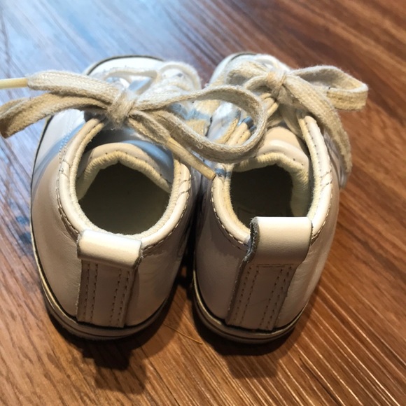 Converse Chuck Taylor First Star Sneakers - Size 3 - Picture 4 of 5